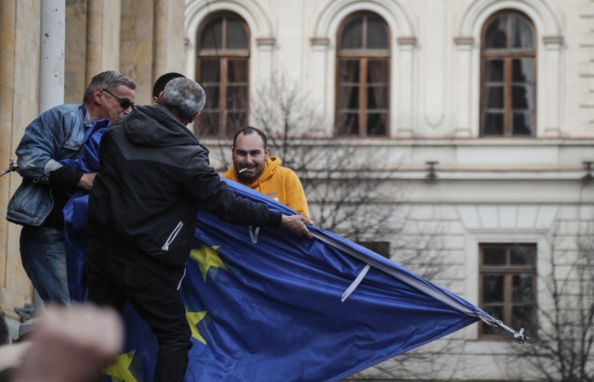 Antizapadni protest u Tbilisiju 14. marta