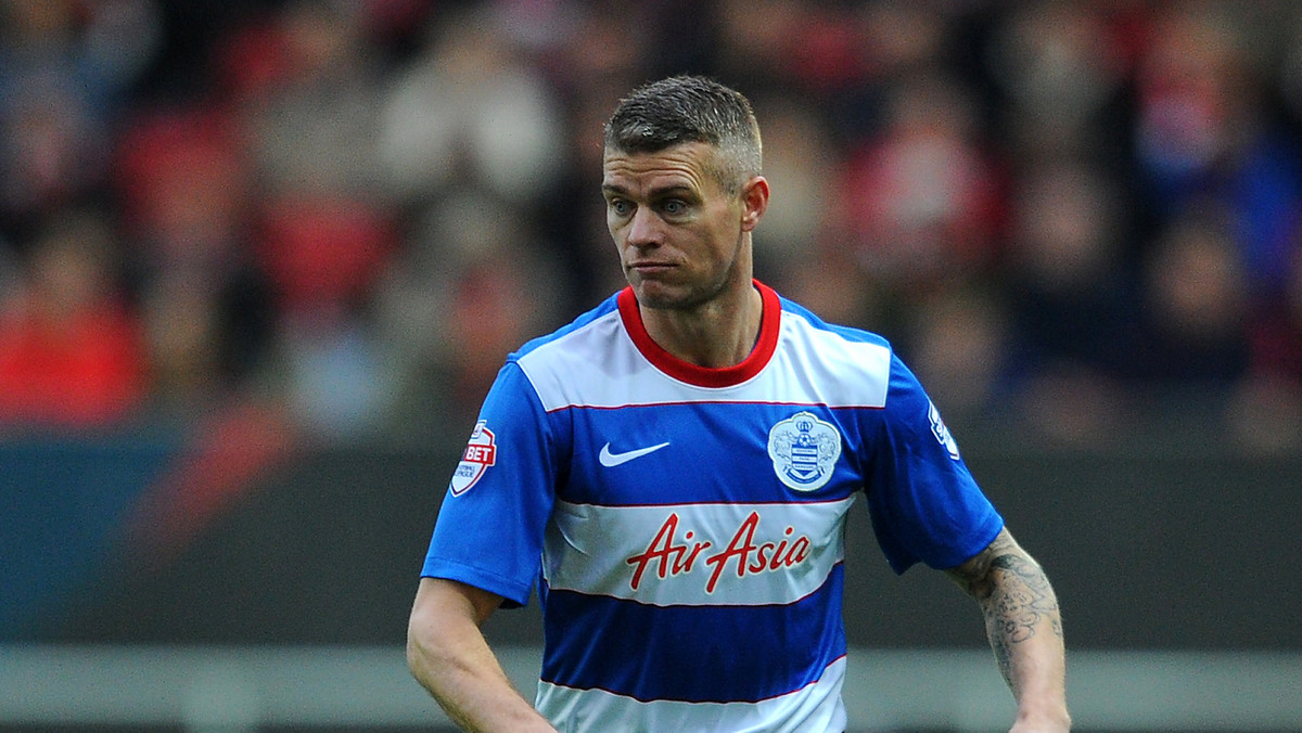 Paul Konchesky, piłkarz Leicester City, który sezon 2015/16 spędził na wypożczeniu w Queens Park Rangers, w niedzielę miał wypadek samochodowy. Anglikowi na szczęście nic poważnego się nie stało, ucierpiał głównie jego samochód.