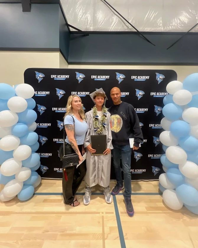 Melisa i Džeremi Miks sa sinom