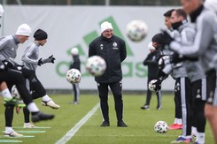 Czesław Michniewicz: Przed meczem z Rakowem ćwiczyliśmy różne ustawienia i koncepcje