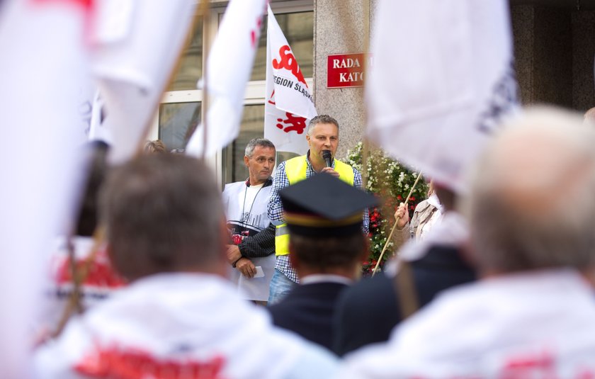 Protest urzędników w Katowicach