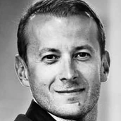 dr hab. Dominik J. Gajewski