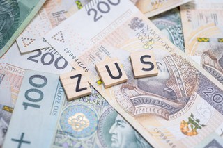 Masz 60 lat i 40 lat stażu pracy? Taką emeryturę z ZUS możesz otrzymać