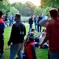 Pokemon Go - zobacz place i ulice pełne ludzi wpatrzonych w telefony
