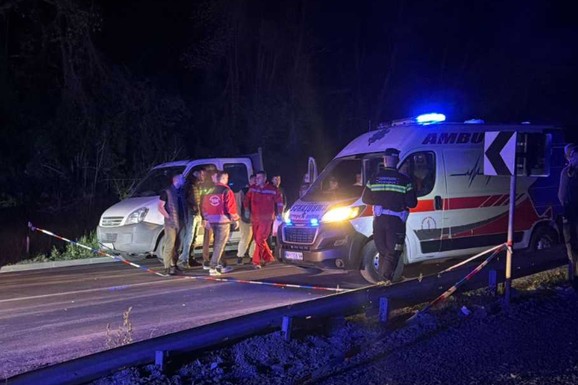 (FOTO) PRETICAO KOLONU, DOŠLO DO DIREKTNOG SUDARA Četvoro mrtvih u jezivom udesu: Novi detalji nesreće kod Novog Pazara