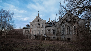 Opuszczony pałac Przeczów koło Namysłowa