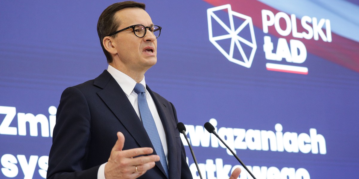 Premier zapowiadał częściowy powrót starego systemu podatkowego, prezydent – Polski Ład 2.0. Z tych zapowiedzi na razie nic nie wyszło.