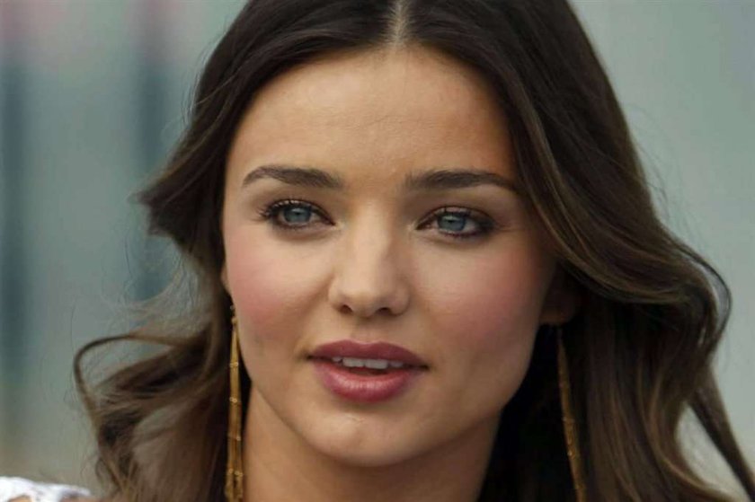 Miranda Kerr promuje bieliznę Victoria's Secret