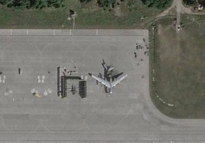 Uništen avion Tu-95MS u bazi "Engels-2" na satelitskom snimku objavljenom 20. jula