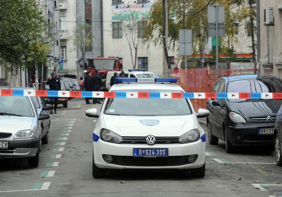 bomba, policija