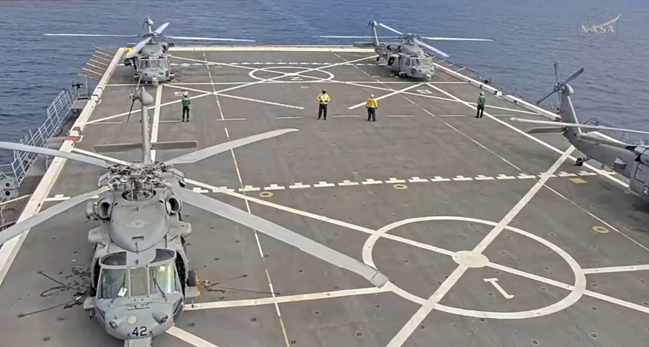 Helikopteri kojima će posada misije "Artemis II" biti transportovana do broda