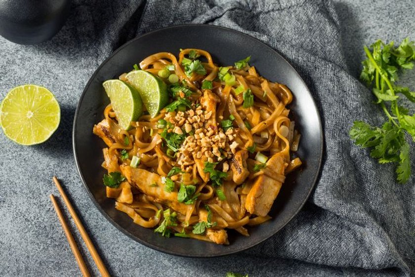 Pad thai z kurczakiem