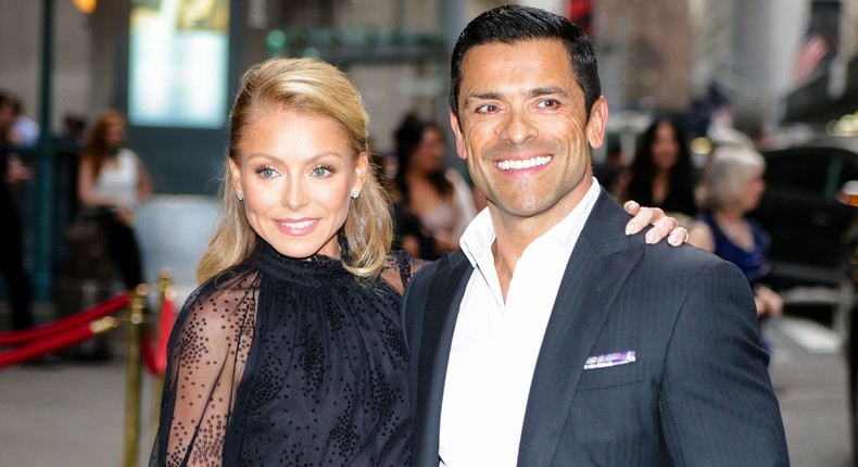 Kelly Ripa Jokes About Marriage To Mark Consuelos