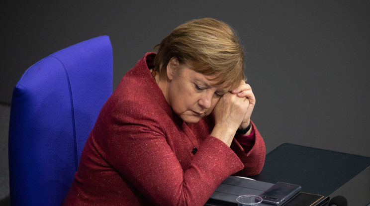 Egy repülőút során halt meg Merkel kollégája / Fotó: MTI/EPA/Hayoung Jeon