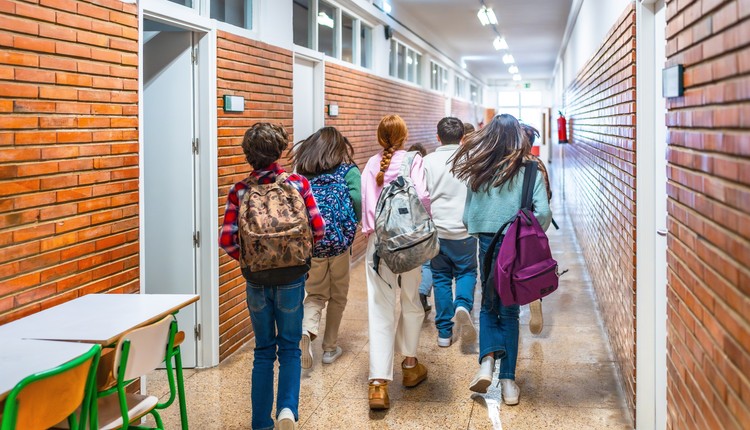 MEN rewolucjonizuje szkoły. Koniec z samowolką nauczycieli, wprowadzą jednolity katalog kar