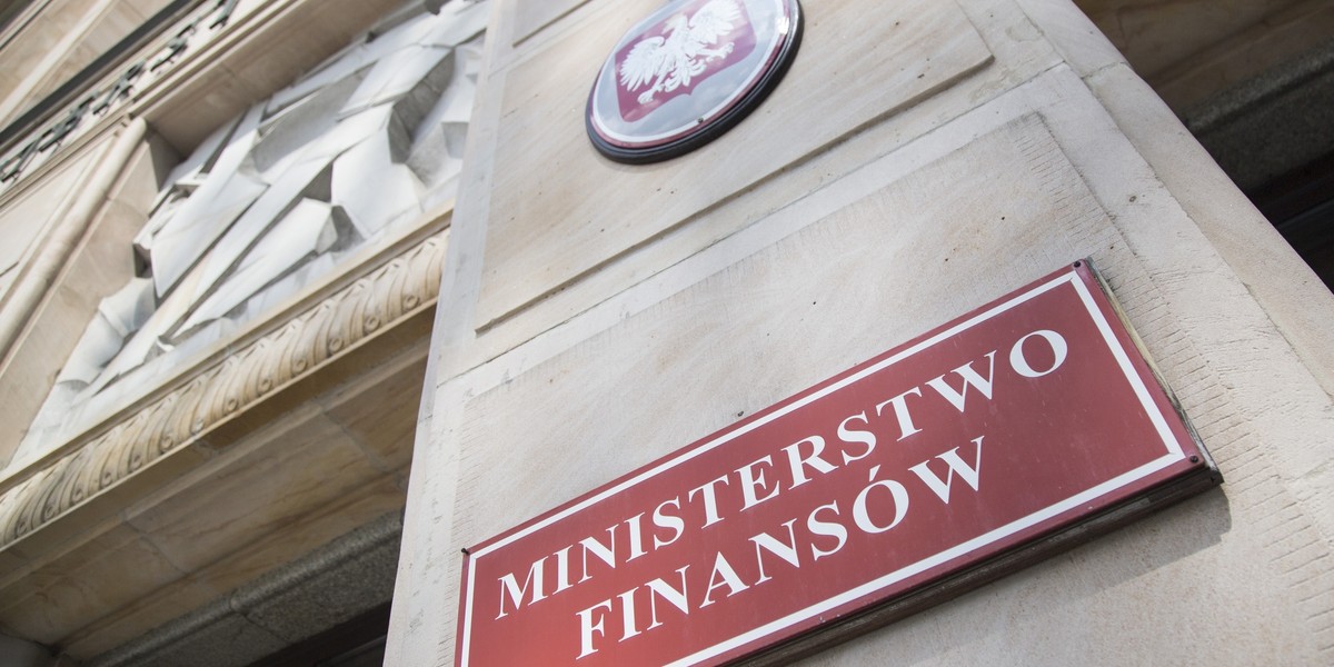 Ministerstwo Finansów ustaliło, że maksymalny limit wynagrodzenia za zarządzanie aktywami będzie w 2022 r. wynosił 2 proc. To wręcz rewolucja na krajowym rynku TFI