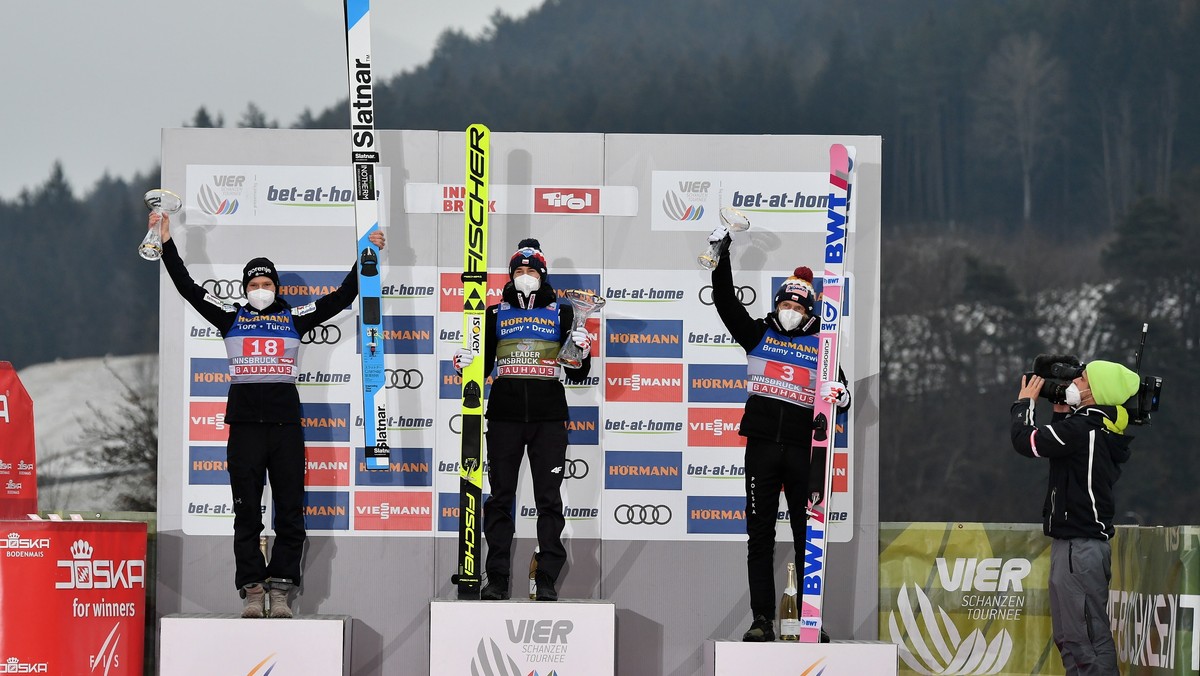 Tym Skokiem Kamil Stoch Zapewnil Sobie Pierwsze Miejsce Na Podium W Innsbrucku Dziennik Pl