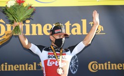 Tour de France: Ewan wygrał trzeci etap, Alaphilippe wciąż liderem [KLASYFIKACJA]