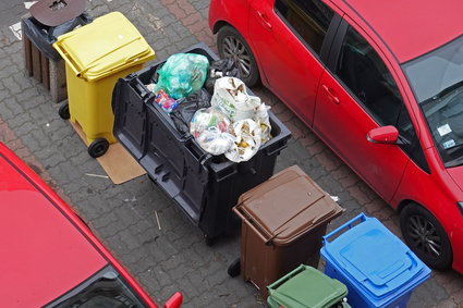 Ceny śmieci szaleją. Od nowego roku opłaty za wywóz wzrosną kilkukrotnie