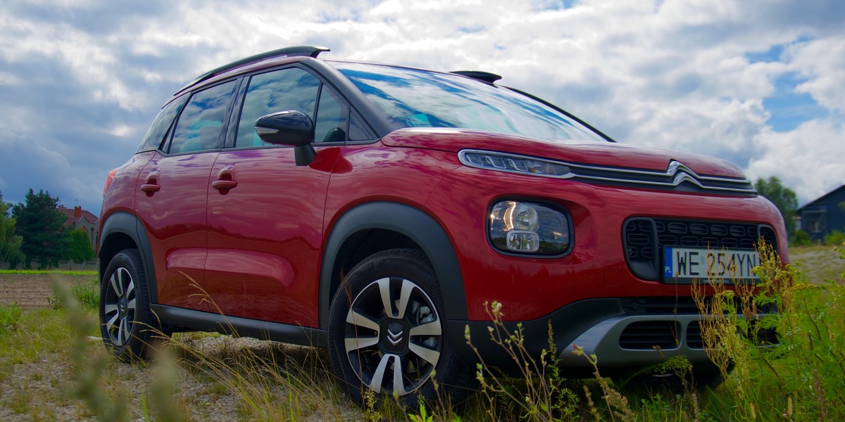 Choć stylistyka Citroena C3 Aircross może zachęcać do opuszczenia utartych szlaków, jest to przede wszystkim miejskie auto. 