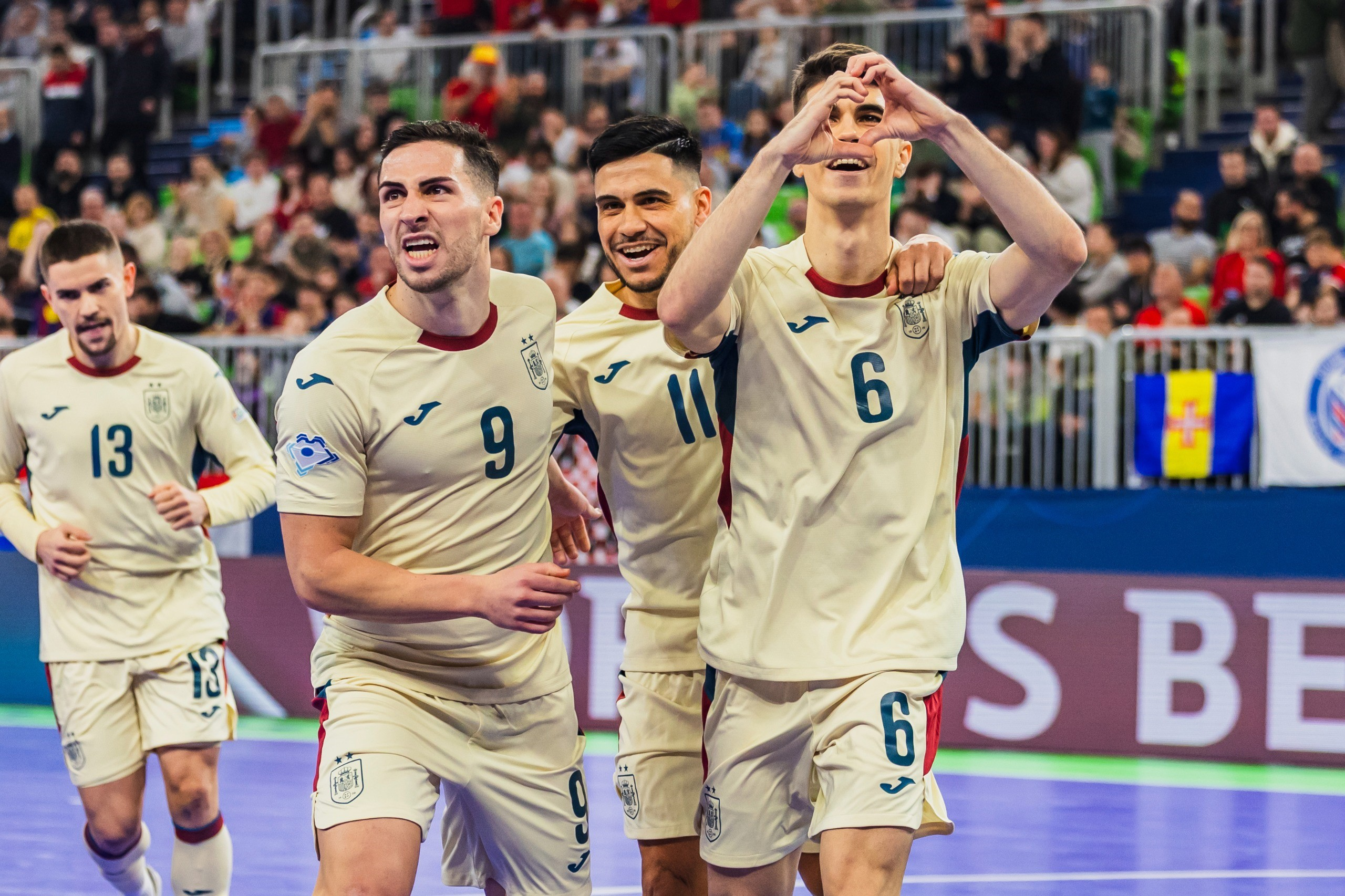 Hat-trick histórico ante Portugal: Antonio Pérez da a España su 8º título europeo