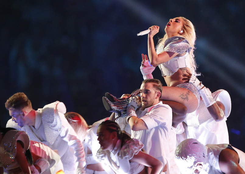 Fascynujący występ Lady Gaga na Superwbowl FOTO