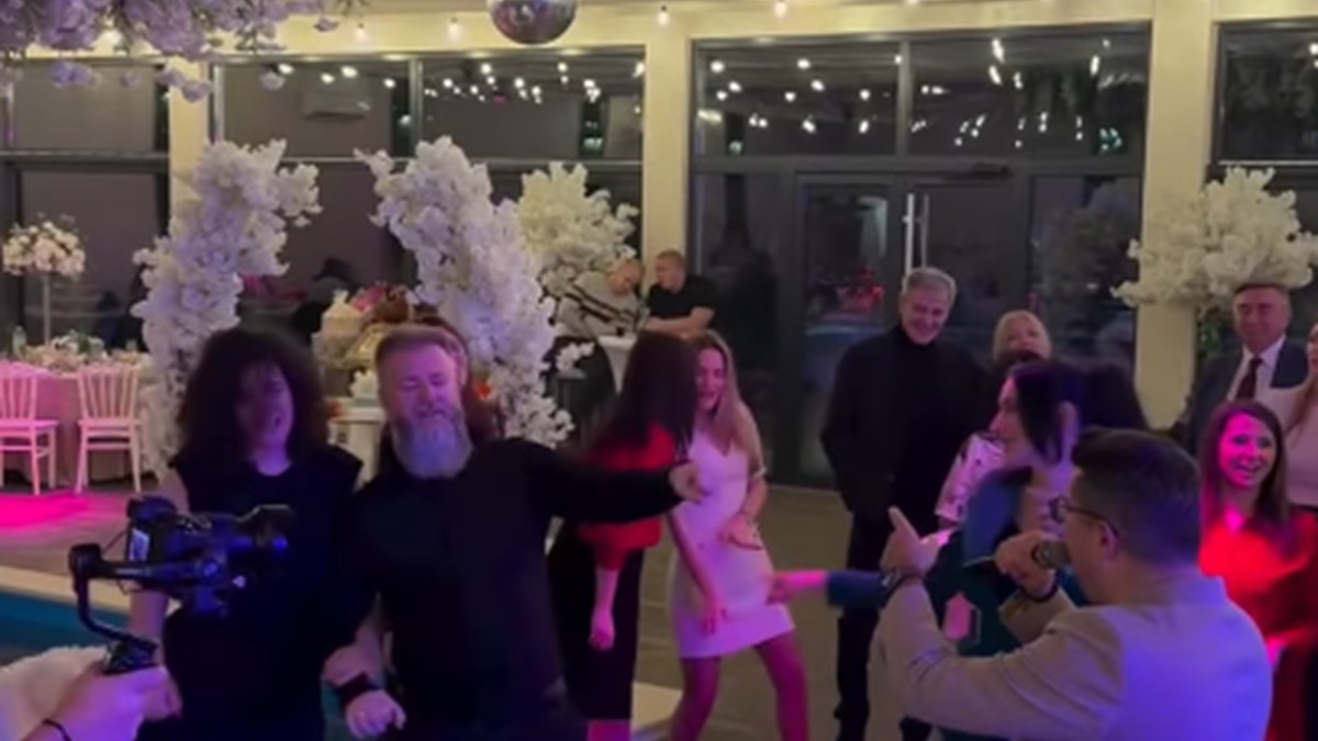 Otac Predrag Popović