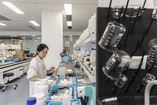 Chińskie badania nad mutantem koronawirusa budzą kontrowersje. „Ten obłęd musi zostać zatrzymany"