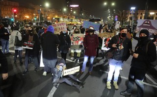 Antypisowskie manifestacje w polskich miastach
