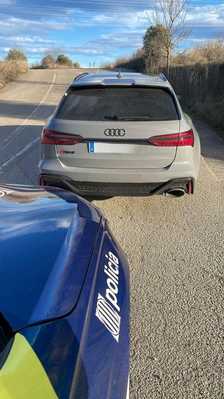 Los Mossos arrestan a un conductor temerario por circular a 233 km/h en zona de 90 en Girona
