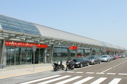 Sukces lotniska w Modlinie. Port staje się bardzo międzynarodowy