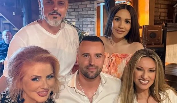 Slavlje Nenada Manojlovića
