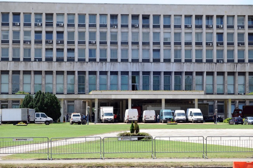 Svečani doček ispred Palate "Srbija"