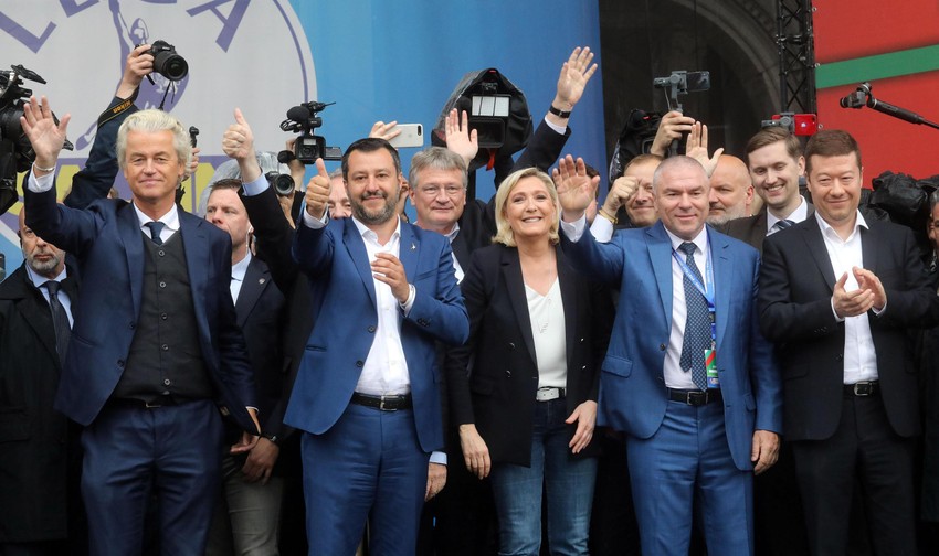 Marin Le Pen sa Mateom Salvinijem i Gertom Vildersom