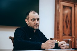 Rolnicy i polska policja zatrzymują na granicy ukraińskie autokary? Komenda Główna: "Nic takiego się nie dzieje"