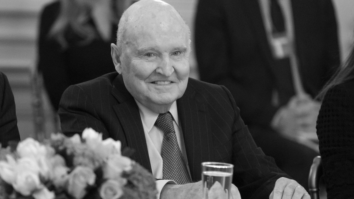 Jack Welch był wieloletnim szefem koncernu General Electric oraz najbardziej wpływowym menadżerem swojego pokolenia. O śmierci Welcha poinformował "The New York Times".