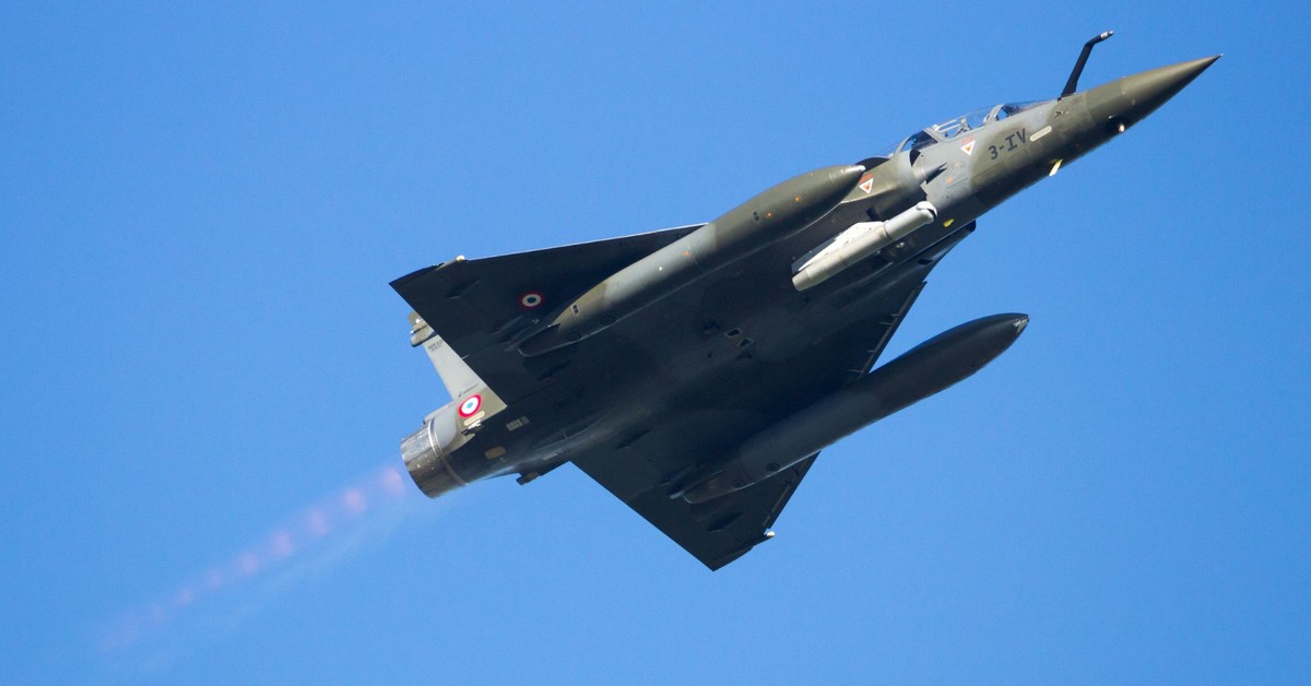 Francuzi wkroczyli do gry. Lotnicza parada pod samym nosem Rosjan