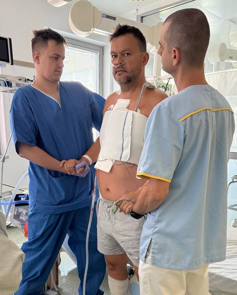 Minister Samuel Migaľ sa zotavuje po operácii.