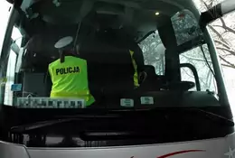 Do końca wakacji bliżej niż dalej, a policjanci wciąż kontrolują kolonijne autokary 