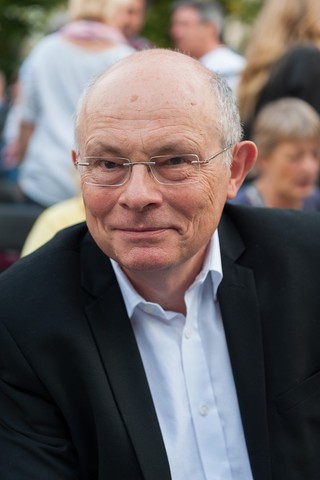 Borowski: Głosowanie „na dwie ręce” powoduje erozję wiary w Polskę