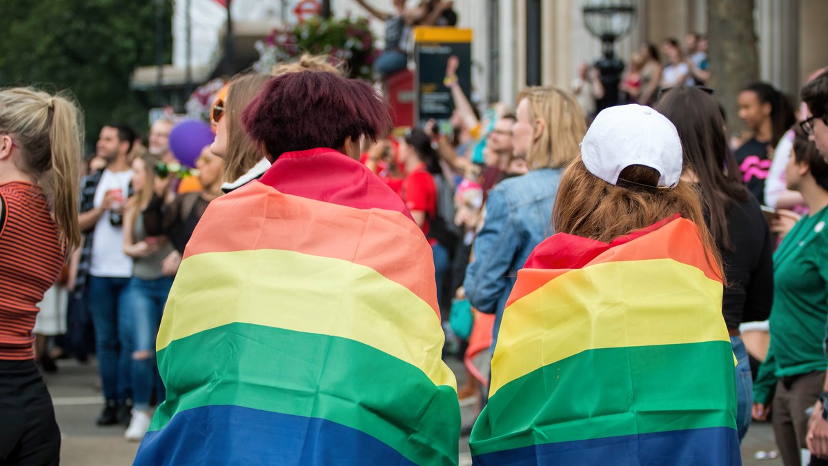 W godzinach popołudniowych przez centrum Wrocławia przejdzie Marsz Wolności. Demonstracja środowisk LGBT została zaplanowana na godz. 15 i ma potrwać do ok. godz. 18. Organizatorzy spodziewają się udziału ok. 3 tys. demonstrantów - podaje "Gazeta Wrocławska".