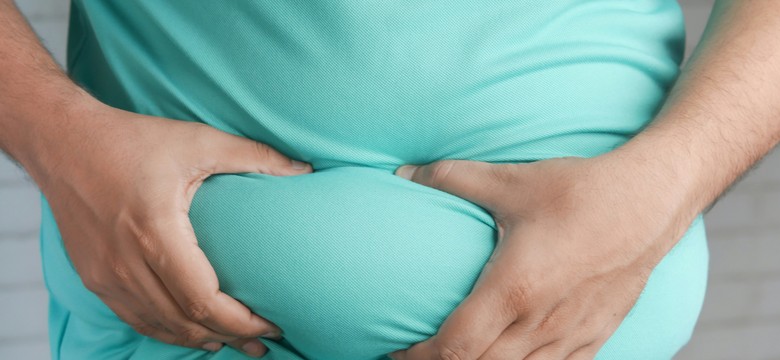 Jak się pozbyć oponki z brzucha? Oto co zrobiły osoby, które schudły po kilkadziesiąt kg