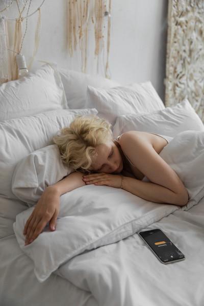 K spánkovej paralýze zvyčajne dochádza, keď zaspávaš alebo keď sa prebúdzaš.
