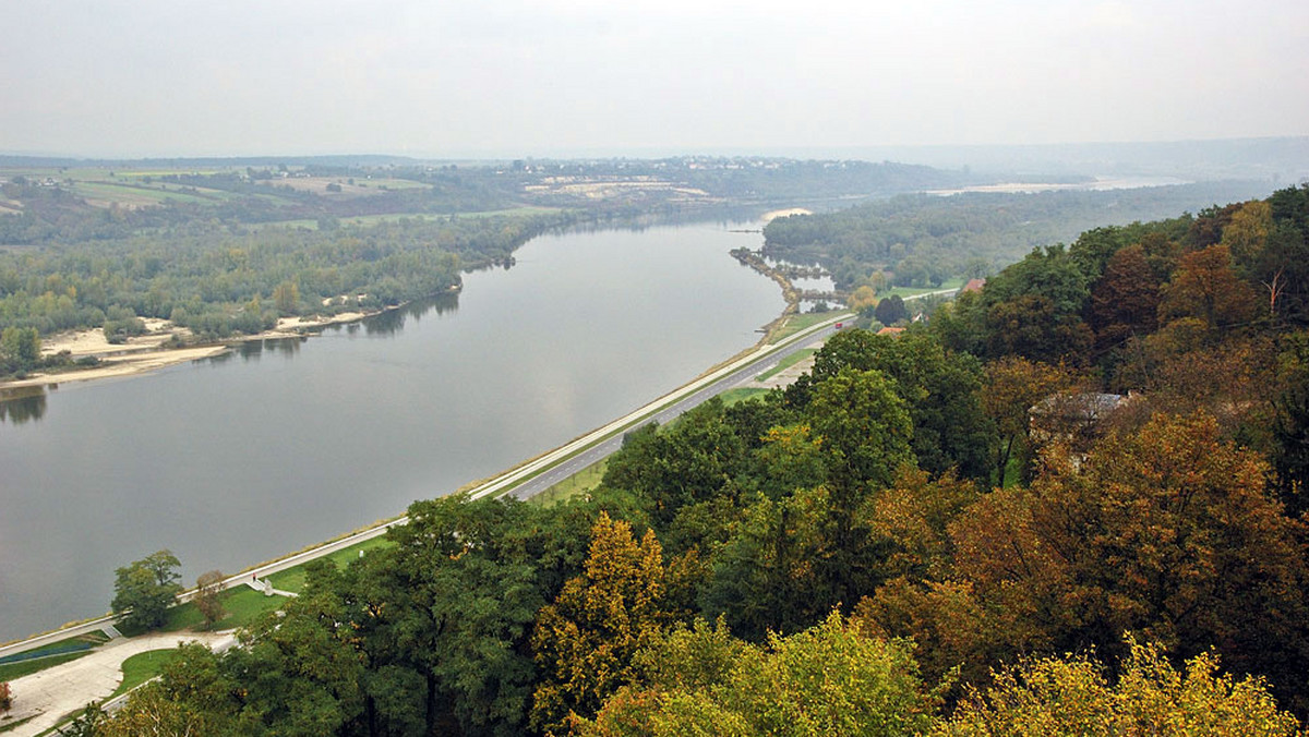 Na dźwięk słowa "Mazowsze" wielu z nas przychodzi od razu na myśl Warszawa. Ten region to jednak przecież nie tylko stolica Polski, ale wiele urokliwych zakątków i zabytków, które czekają na odkrycie. Zapraszamy do wędrówki po największych atrakcjach Mazowsza.