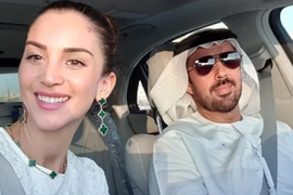 Bila je NAJLEPŠA SRPKINJA, udala se za ŠEIKA ARAPINA, deci dala MUSLIMANSKA imena i kaže: "Muž mi ima 147 žena, ja sam kao Hurem", a evo kako  Jelena danas izgleda, 27 godina otkako je proglašena za misicu