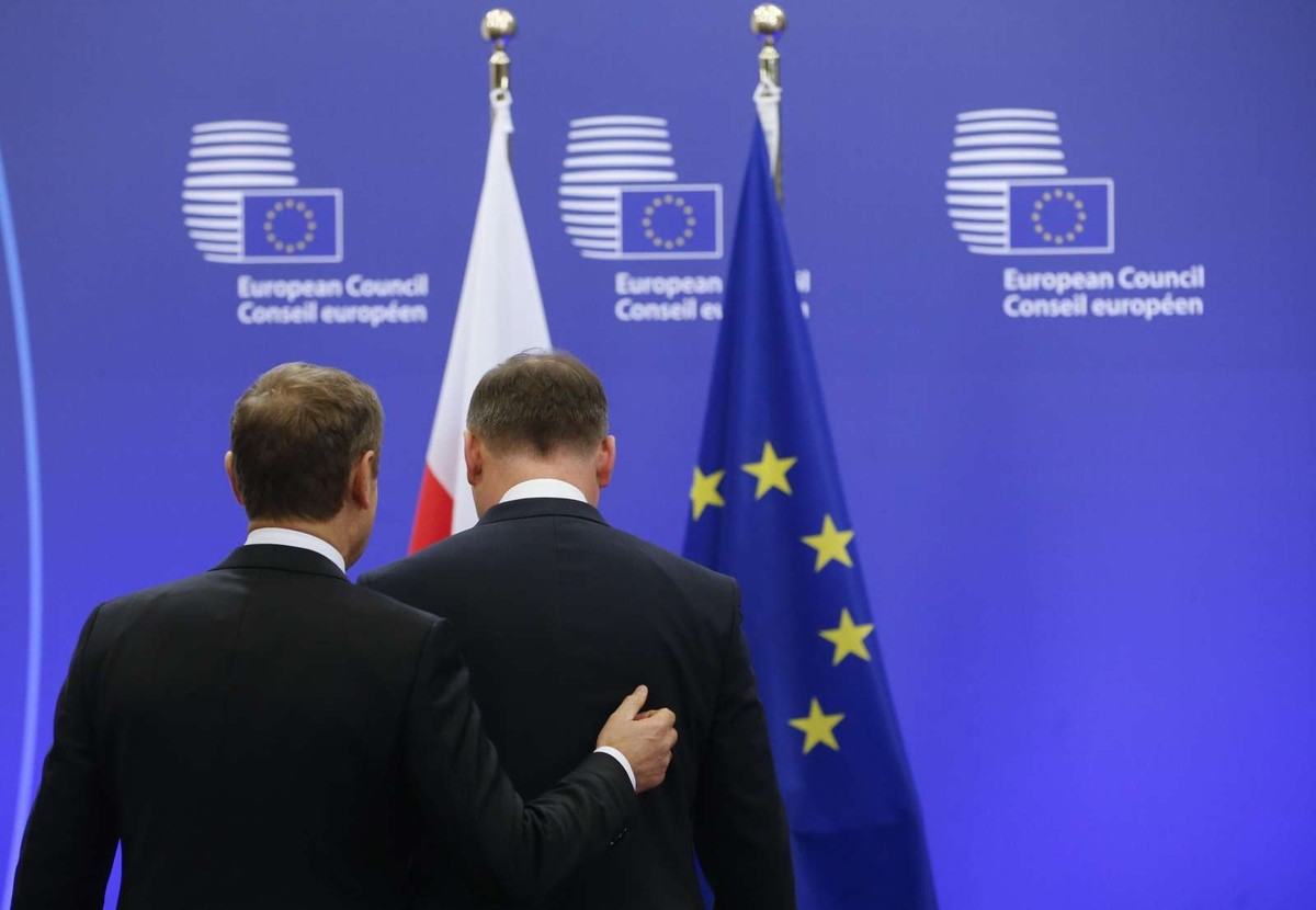 Andrzej Duda i Donald Tusk w Brukseli EPA/OLIVIER HOSLET Dostawca: PAP/EPA.