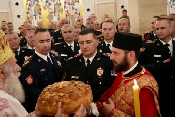 "ŽELIM DA ZNATE DA DRŽAVA ČVRSTO PODRŽAVA SVAKOG OD VAS" Vukomanović se oglasila povodom Dana Žandarmerije: "Vidovdan prevazilazi obično sećanje na istoriju"