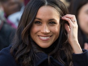 Ilyen lesz Meghan Markle esküvői ruhája! Kiszivárogtak az első tervek!
