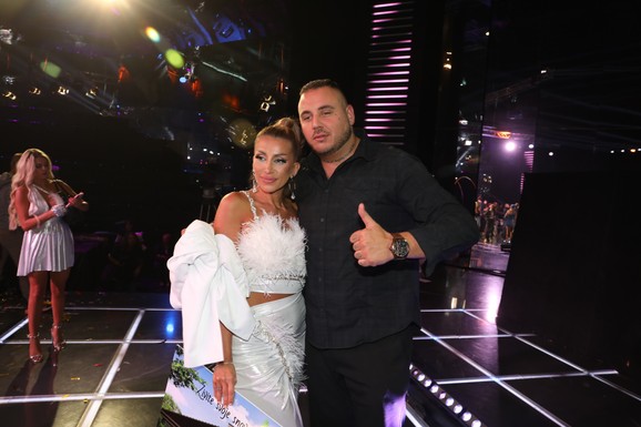 ŠUŠKA SE DA ĆE DALILA DRAGOJEVIĆ UĆI U "ELITU 10"  Njen honorar u "Zadruzi" bio je ASTRONOMSKI, evo koliko je naplatila javnu prevaru