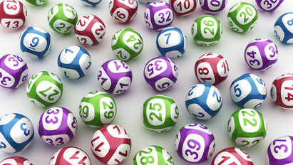 Megvannak az ötös lottó nyerőszámai: ennyi pénzt vihetnek haza a szerencsések